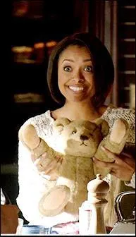 Comment s'appelle le nounours de Bonnie et à quel âge l'avait-elle ?