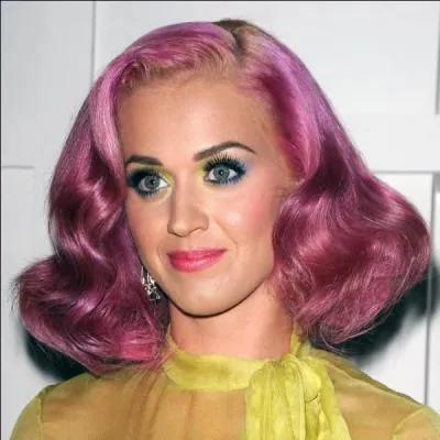 Citer un titre que Katy Perry a chanté ?