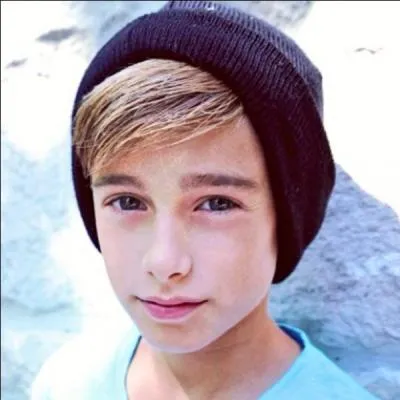 Est-ce que Johnny Orlando rappe ?