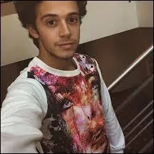 Ruggero Pasquarelli fait partie d'une nouvelle série, laquelle ?