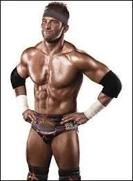 Qui est ce catcheur qui dit toujours "Woo, woo, woo" ?