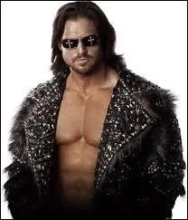 Qui est ce catcheur qui &eacute;tait surnomm&eacute; "The Shaman of Sexy" ?