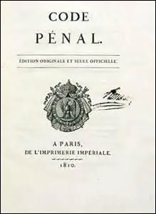 Le code pénal, promulgué en 1810 sous Napoléon et le Premier Empire déclare l'adultère féminin passible :