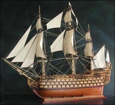 Qu'est-ce qui peut être une vierge et martyre de la région de Héliopolis au Liban et la chambre des canonniers, à l'arrière des vaisseaux de guerre ?