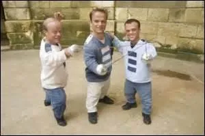 Qui est le troisième petit monsieur que l'on n'a pas beaucoup vu ?