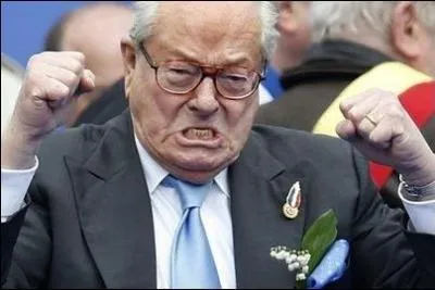 Quand dit-on de quelqu'un qu'il est "bas du front" ?