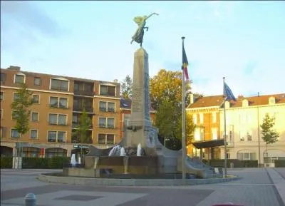 Parmi ces communes belges, laquelle ne fait pas partie de la Communauté germanophone ?