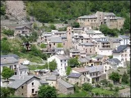 Je vous emmène à la découverte de Fontpédrouse. Commune Catalane, elle se situe en région ....