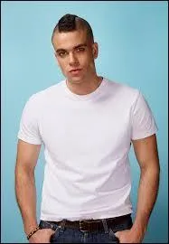 Comment Puck propose-t-il le prénom de sa fille (de quelle manière) ?