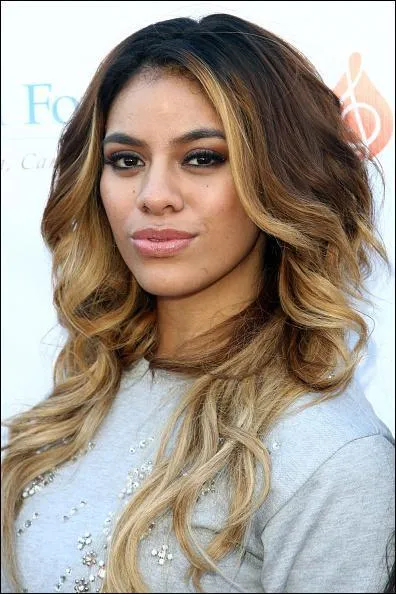 Quelle est la chanson que Dinah Jane Hansen a chantée aux auditions de X-Factor ?