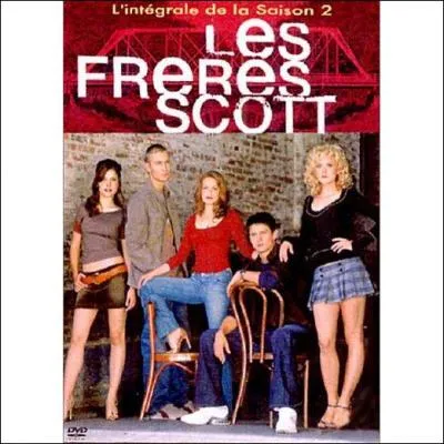 Dans quel épisode de la saison 2, Lucas organise-t-il une fête pour Nathan et Haley ?