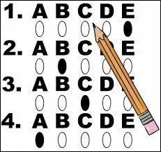 Division de quelque chose en deux éléments que l'on oppose nettement :