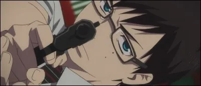 Dans "Blue Exorcist", bien qu'ils ne se ressemblent pas beaucoup, ce personnage est le frère jumeau de Rin, le héros de cette histoire. 
Il s'agit de :