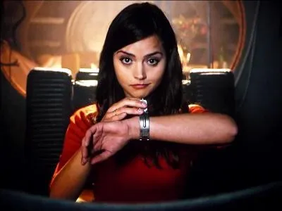 Quel est le surnom donné par Oswin Oswald au Docteur dans l'épisode 1 de la saison 7 « Asylum of the Daleks »  ?
