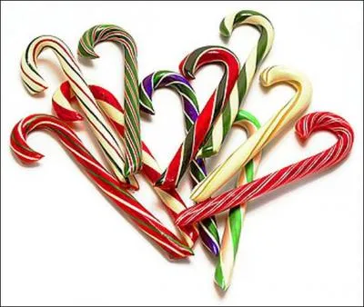 Et pour terminer, voici de jolies cannes à sucre de Noël, également appelées...