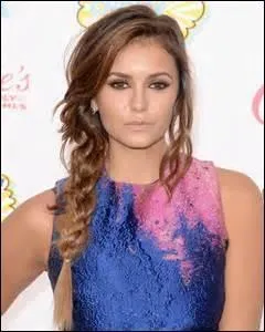 Combien de titres a-t-elle reçus aux Teen Choice Awards depuis 2010 ?