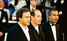 Quel est l'ancien nom du trio comique français "Les Inconnus" ?