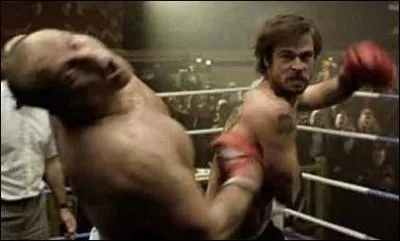Dans quel film Brad Pitt assène-t-il cette superbe patate à son adversaire ?