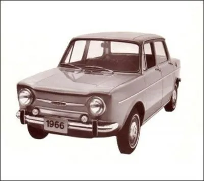 Désolé, j'ai encore dérapé sur la dernière question ! 
Complétez : "Je t'ai rencontré du côté de Narbonne, je t'ai trouvé vachement bonne, tu mangeais une pizza comme une conne, je crois bien que c'était une calzone. Je te prendrai nue dans la Simca...".