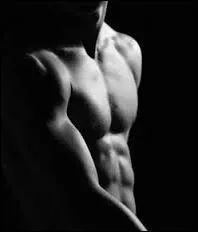 Quel âge venait-il d'avoir dans la chanson de Dalida ?