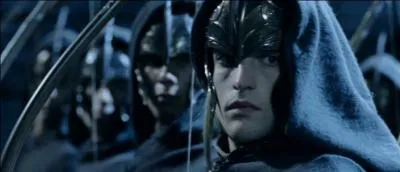 Une armée arrive juste avant la bataille pour aider le peuple des dresseurs de chevaux à survivre, mais laquelle ?