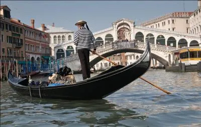 Troisième escale à Venise pour de jolies balades en gondoles. Sur quelle mer avons-nous navigué pour y parvenir ?