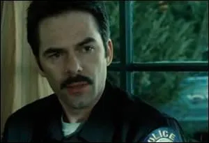 Je suis Billy Burke, je joue le rôle de...