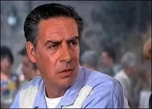 Je suis Jerry Orbach, je joue le rôle de...