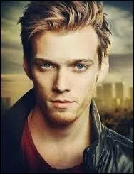 Comment se nomme la mère de Luke ?