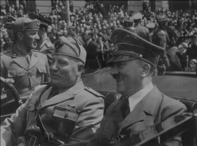 Quel dictateur était très proche du Führer ?