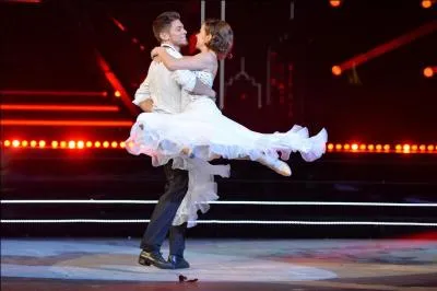 Avec qui Rayane a été mis "en couple" par la presse people ?