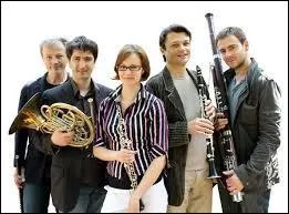 Qui n'obéit à aucune règle :