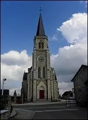 Voici l'église Notre-Dame de Commer. Commune Mayennaise, elle se situe en région ...