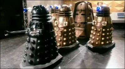 À la fin de l'épisode "DGM : Dalek génétiquement modifié", il ne reste plus qu'un seul Dalek en vie dans tout l'univers, quel est son nom ?