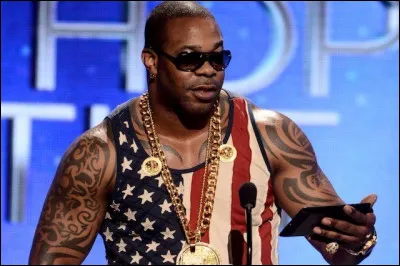 Qui est ce chanteur ?