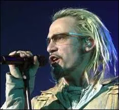 Qui est ce chanteur ?