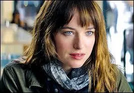 Avant tout cela, Anastasia était-elle vierge ?