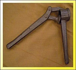 Quel produit est utilisé avec cet ustensile de cuisine ?