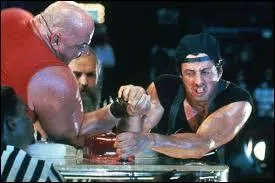 Sylvester Stallone fait parler ses gros muscles dans "Le Bras de fer", film américain sorti en 1987. Dans sa version originale, comment s'intitule ce long-métrage ?