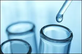 Quelle expression est employée pour dire qu'un détail peut causer de gros ennuis ?