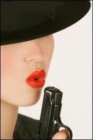 Dissimuler un désir de vengeance en attendant le moment opportun de le satisfaire, c'est "Le feu qui couve sous les...".