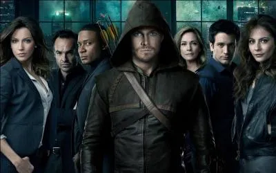 Dans "Arrow", qui meurt a la fin de la saison 1 ?