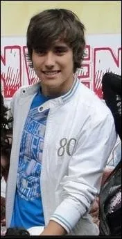 À quel âge est-il dans le chur d'une église ?