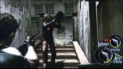 Sur cette photo chris combat un zombie, est-ce un  boss ?