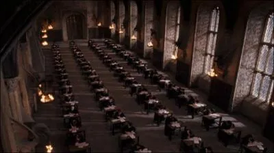 La classe de Potions se situe elle-aussi dans les fonds du château de Poudlard. Quelle note, décernée par Severus Rogue, Harry Potter obtient-il à la fin de sa cinquième année ?