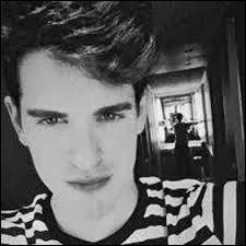 Quel est le pseudo Instagram de Nicolàs Garnier ?