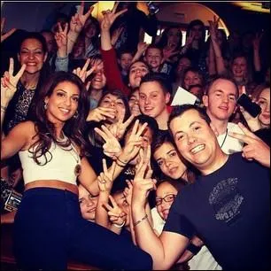 Comment s'appellent les fans de Tal ?