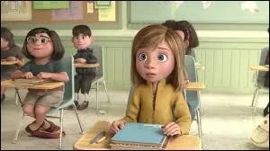 Dans la classe de la petite fille, un globe terrestre est visible. Dans quel autre film peut-on apercevoir ce globe ?