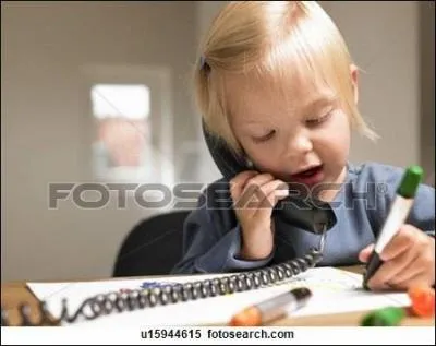 A quel âge, en moyenne, un enfant a-t-il son premier téléphone ?