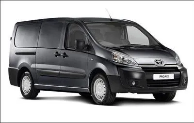 Cousin des Citroen Jumpy, Peugeot Expert et Fiat Scudo, cet utilitaire s'appelle :